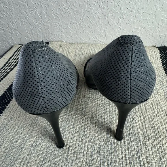 Audrey Brook Abbie Pump Heels in Gray Pebbled Suede - Picture 6 of 7